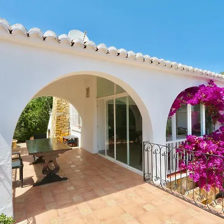 Calalga Сasa Frente A La Playa Con Piscina Privada Calp Exterior photo
